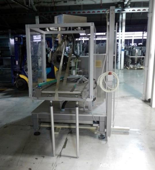 Used Pester Robotic Palletizer, Model PEWO-FORM PAL6. Rated speeds up to 15 packs/minute, with Kuka 5 axis robot, type KRC1, rated 162 KG, 480 volt, serial# 18049, built 2002, Pester serial# 10487C, ...
