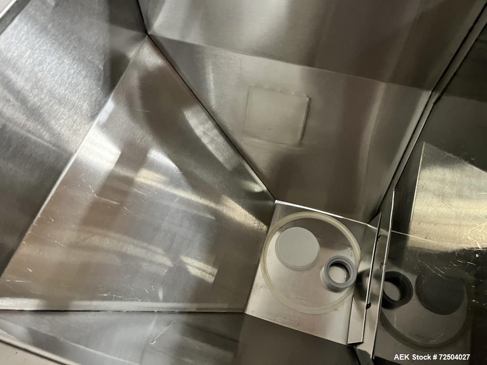 Used CapPlus Technologies (CPT) Roller Inspection Table, Model Pharmaspec. Features pharmaceutical-grade stainless steel construction and is rated for up to 200,000 pieces per hour (depending on prod...