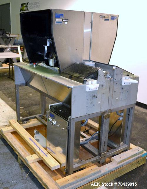 Used Dabrico DI-100 LT Semi Automatic Vial, Ampoule, Syringe Inspection Machine capable of speeds up to 150 vials per minute (per side). Back to back unit. Container size range: Vials/Cartridges 1ml ...