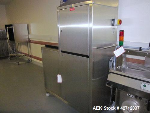 Used Crest Vial Counter. Built 2007. PRICE INCLUDES A 15% BUYERS PREMIUM. AS IS WHERE IS, LOADING & REMOVAL FEES EXTRA, COST TO BE DETERMINED.