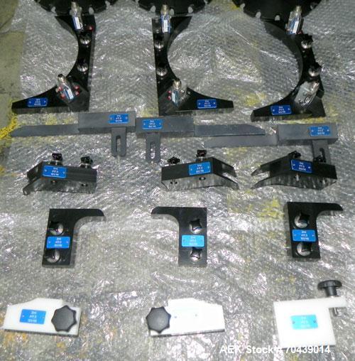 Used Seidenader V90 AVSB for visual inspection of filled vials. Model V90-AVSB/60-LR can handle products from .5ml to 1000ml with changeparts. Currently set up for 200ml vials. Can handle clear solut...