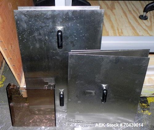 Used Seidenader V90 AVSB for visual inspection of filled vials. Model V90-AVSB/60-LR can handle products from .5ml to 1000ml with changeparts. Currently set up for 200ml vials. Can handle clear solut...