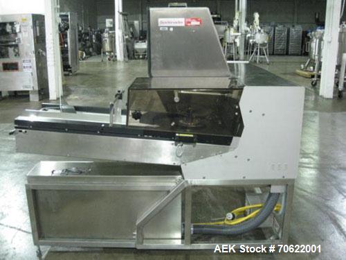 Used Seidenader Inspection Unit, Model V90-AVSB/60-RL. Designed to inspect ampules, vials, syringes, bottles and tubes, 0.5-1000ml size range, rated up to 150/min per lane, 30, 45, 60, 75 degree incl...