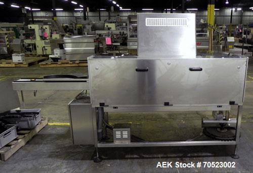 Used Seidenader Model V90-AVSB/60-LR Vial Inspection Machine. Capable of speeds up to 150 objects per minute. Has starwheel tray infeed and straight line discharge to tray. Machine equipped for vials...