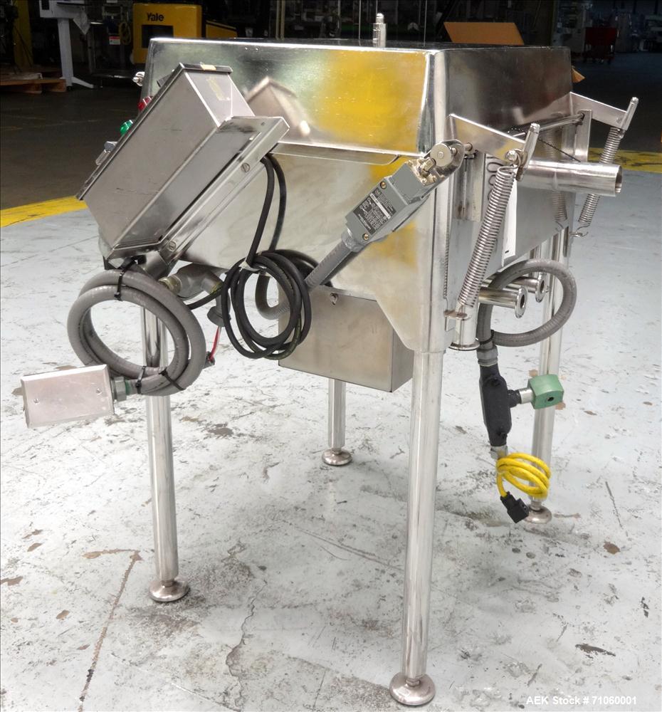 Used Stainless Steel Metromatic Model 1418-SS Batch Style Vial & Ampule Washer