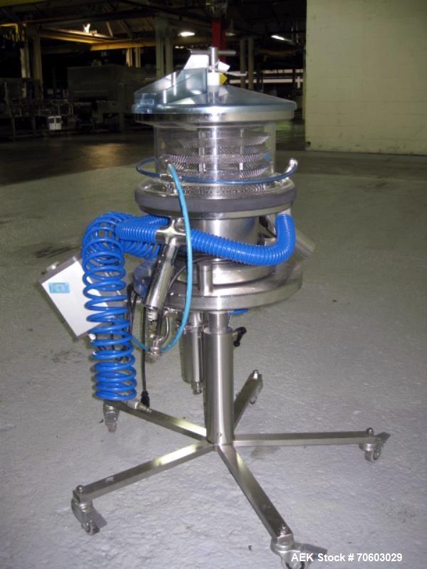 Used Kramer Model E80 Deduster.  Has downward conveying range of 300 mm, and can convey tablets or capsules from 5-25 mm in diameter.  Maximum conveying capacity of 3,000,000 tablets an hour (dependi...