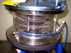 Used Kramer Model E80 Deduster.  Has downward conveying range of 300 mm, and can convey tablets or capsules from 5-25 mm in diameter.  Maximum conveying capacity of 3,000,000 tablets an hour (dependi...