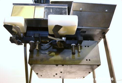 Used Kirby Lester Tablet Counter, Model KL25, Stainless Steel. Count rate 820 per minute. Approximately 7-1/2’’ diameter vibrating bowl feeder, capacity (500) size 3 capsules. Maximum tablet size (0....