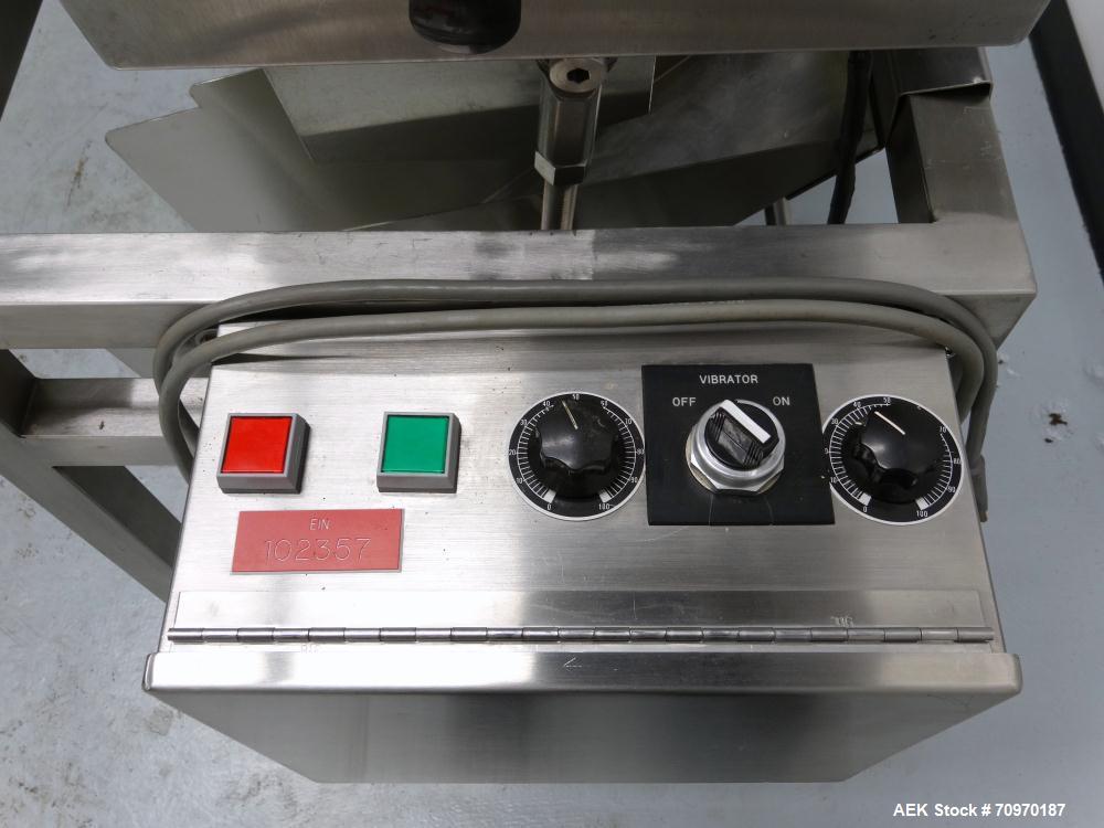 Used M.W. Technologies 2 Lane Tablet Sorter, Model RS200-2