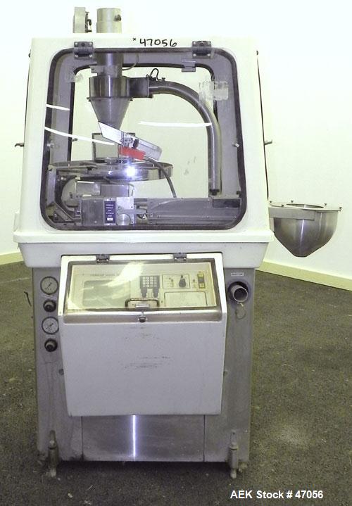 Used Mocon Vericap Capsule Inspection Machine, Model 2110. Machine is capable of inspecting size #0 capsules at 1800 per minute, size # 1, 2, 3, 4 at 2000 capsules per minute. Inclues control panel. ...