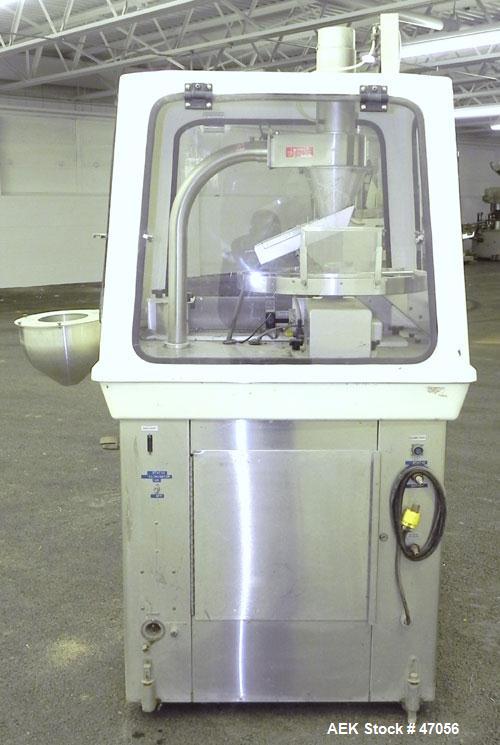 Used Mocon Vericap Capsule Inspection Machine, Model 2110. Machine is capable of inspecting size #0 capsules at 1800 per minute, size # 1, 2, 3, 4 at 2000 capsules per minute. Inclues control panel. ...