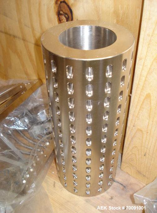 Unused-Shinogi Qualicaps Capsule Checkweigher, Model CWI-80.This machine is recent vintage and currently supported by Qualicaps.It is stainles steel CGMP auto design with touch screen HMI.It has size...