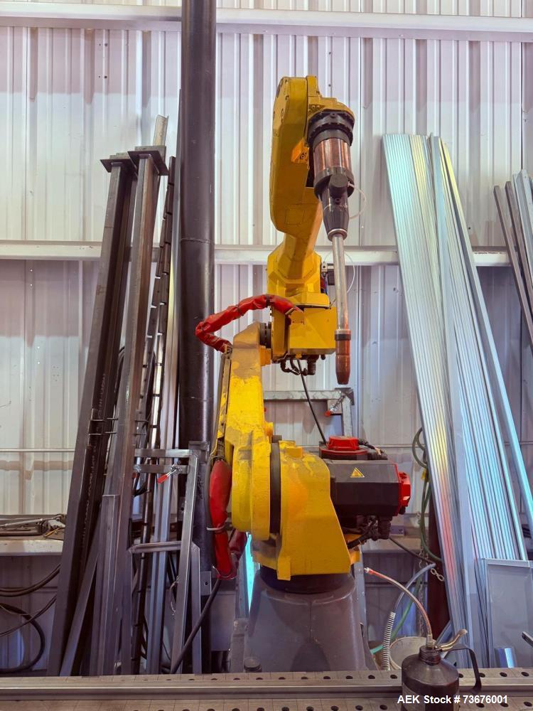 Used FANUC ARC Mate 120iC Robotic Arc Welding System with Lincoln Electric Power Wave i400