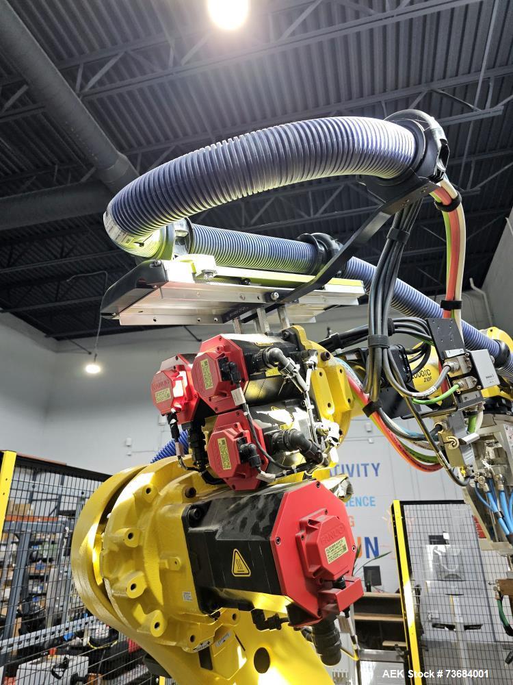 Used Fanuc R-2000iC/210F Heavy Payload 6-Axis Industrial Robot with R-30iB Controller & Welding Gun