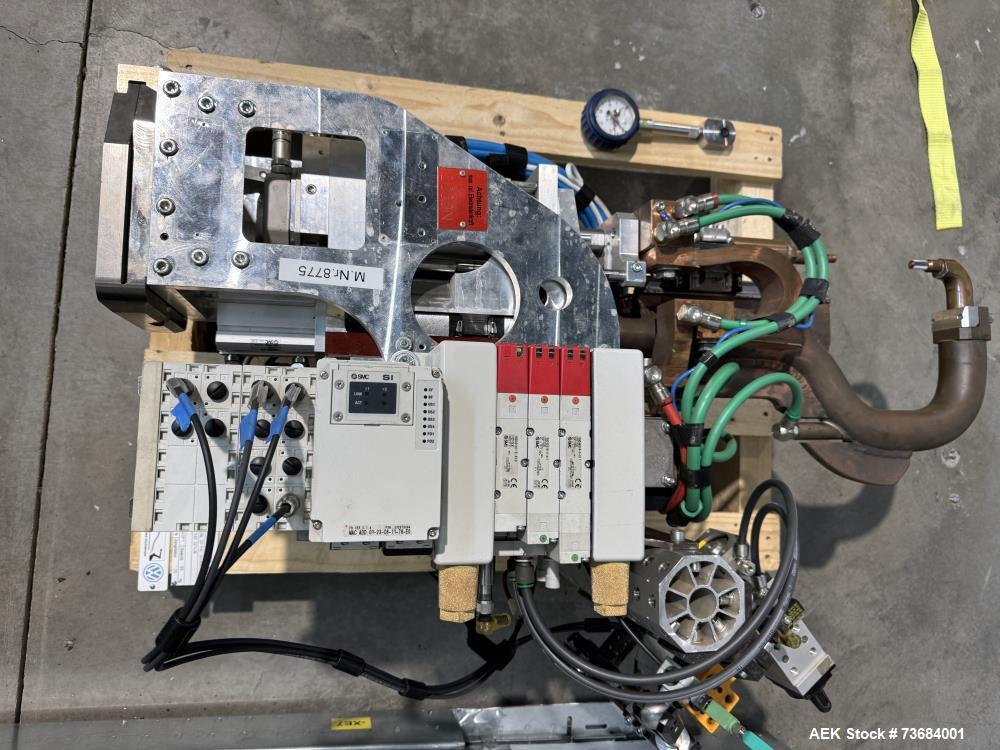Used Fanuc R-2000iC/210F Heavy Payload 6-Axis Industrial Robot with R-30iB Controller & Welding Gun