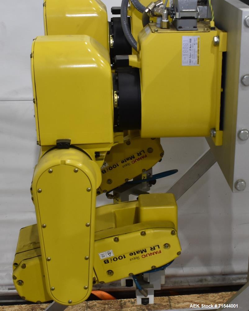Used FANUC LR Mate 100iB Industrial Robots Set of 2 with Controllers