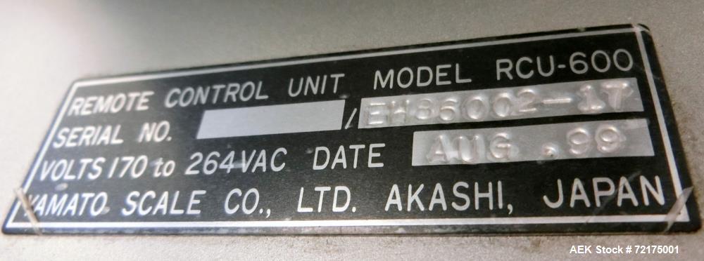 Used- Yamato Smooth Bucket Combination Scale. Model 714SWH-3A
