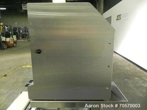 Used Mettler-Toledo Model 662 StepSaver Manual Weigh-Wrap Center. Consists of a SmartTouch Readout, model 8270 scale, stainless steel platform, capacity 50 x .01 pounds, model 317 label printer, labe...