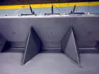 Used Weigh Right PMB-3 Net Weigh Scale System. Capable of speeds up to 45 containers per minute (Depending on product and fill volume). Fill volume range: 3 - 10 lbs, with accuracy of 0 - 0.01 lbs. (...