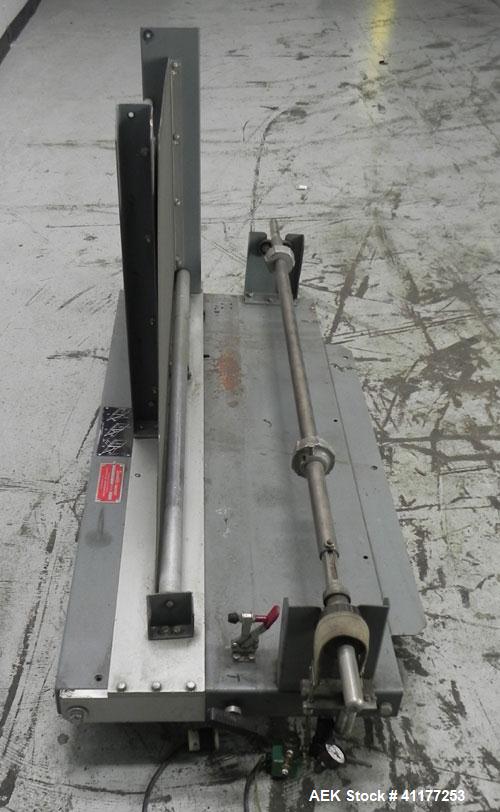 Used Shanklin Model F-233 Centerfolder