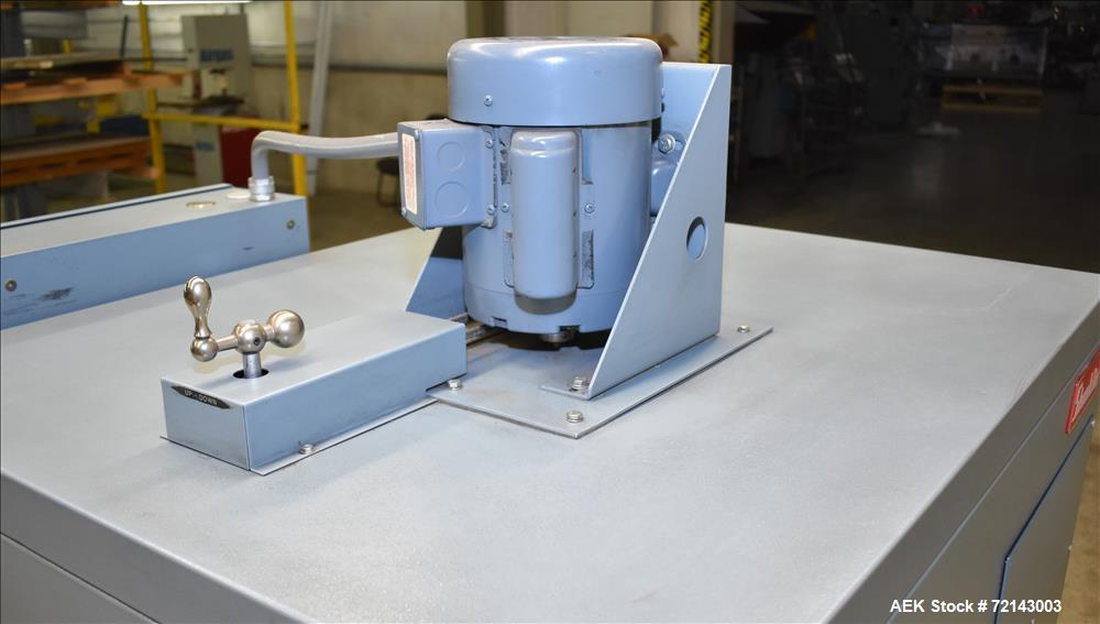 Used Shanklin Model A26 Automatic Shrink Wrapper with T7XL Shrink Tunnel