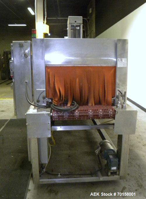 Used Arpac Model 108-28SS Automatic Right Angle Stainless Steel Shrink Bundler. Capable of speeds up to 30 bundles per minute. Package size range: height up to 10", width or across machine up to 28",...
