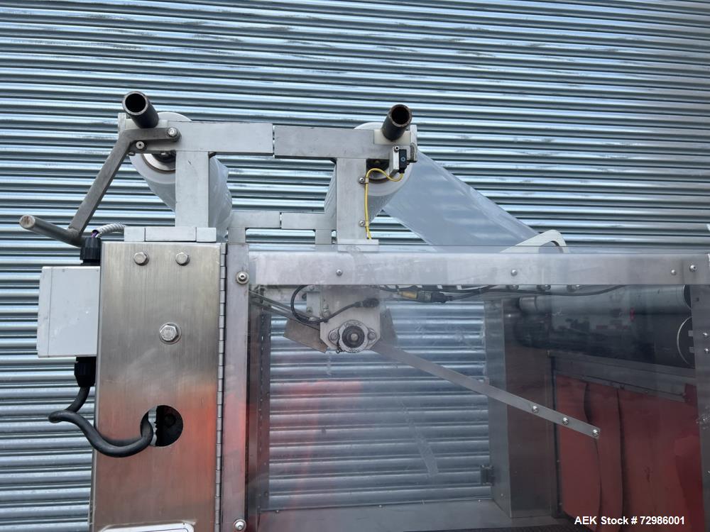 Used Arpac Model 112-SS-24 Automatic Stainless Steel Inline Shrink Bundler. Capable of speeds from 5 to 25 bundles per minute (depending on application). Unit has a 28" wide seal jaw. Handles film up...