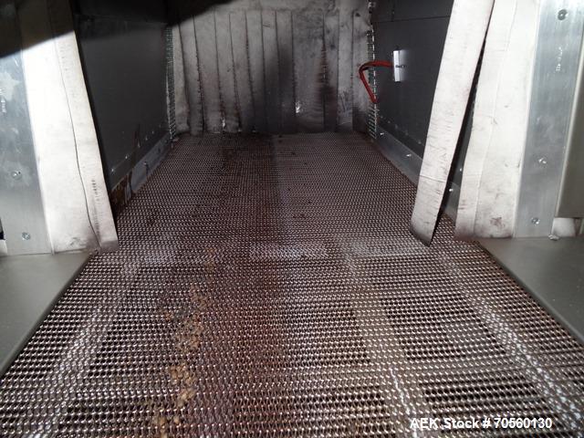 Used IMA BFB Model MS500BPBR Bundler. Machine is capable of speeds up to 30 bundles per minute. Has a package size range of 30mm to 280mm (wide) x 60mm to 300mm (long) x 30mm to 155mm (tall). Has a 1...