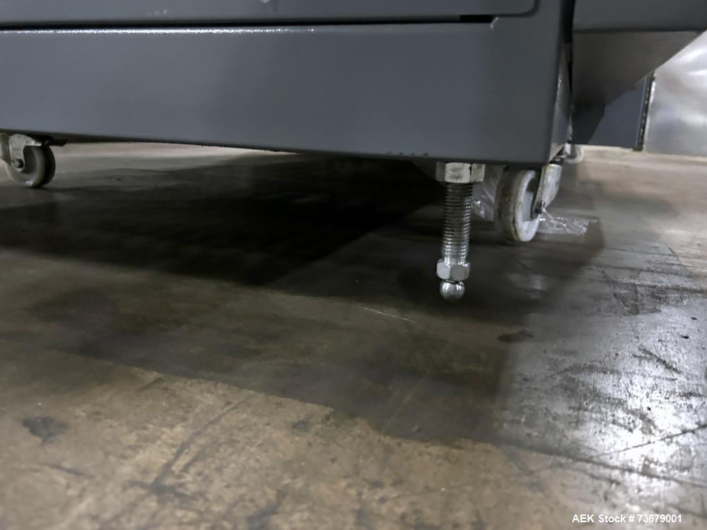 Used Maripak Bundler/Bander, Model Multimac 60D Servo. Up to 35 cycles/minute. 16" (400mm) seal bar opening. 65'/minute maximum conveyor speed. 14" maximum roll diameter (adjustable). 38" working hei...