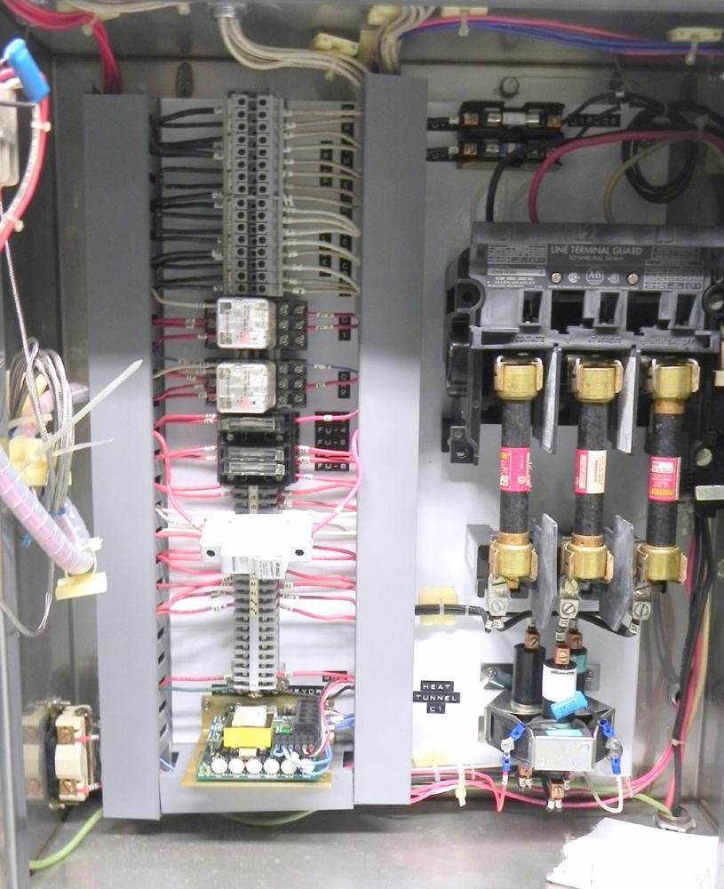 Used Omega Design Model SL-18 Single Lane Shrink Bundler. Machine is capable of speeds from 120 to 150 containers per minute. Has right angle infeed and integrated heat shrink tunnel. Has a maximum f...