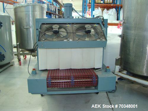 Used Used: Shanklin B2BB shrink wrapper bundler with Shanklin T-9 shrink tunnel. Has 40 in seal jaw, AB Micrologics 1000 plc upgrade. New in 2005. 3/60/460VCutting Knife: 40 IN L horizontal, Infeed: ...