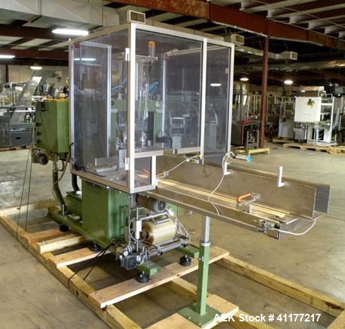 Used Skinetta Shrink Bundler, Model ASK300. Has a web width of 290mm. Maximum infeed width 380mm. Maximum height 290mm. Maximum length 350mm. Has a Z infeed, rear feed, to cross push to push straight...