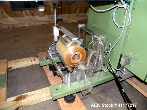 Used Skinetta Shrink Bundler, Model ASK300. Has a web width of 290mm. Maximum infeed width 380mm. Maximum height 290mm. Maximum length 350mm. Has a Z infeed, rear feed, to cross push to push straight...