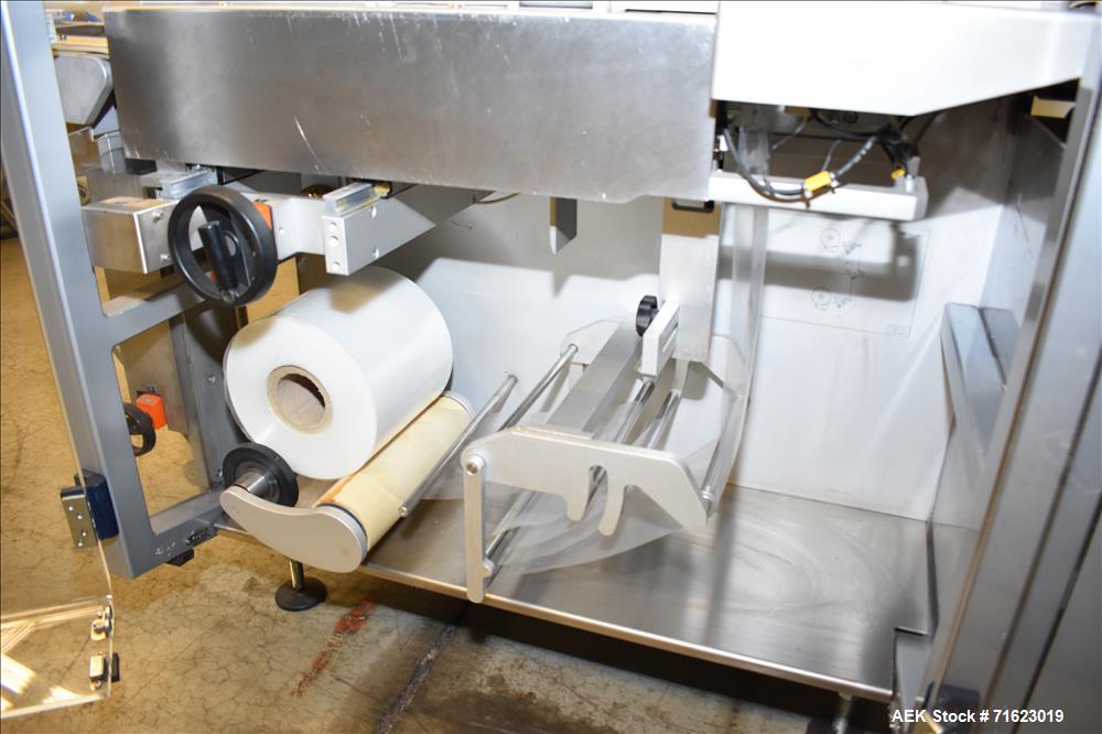 Used Skinetta Model ASK2500 Shrink Bundler with Shrink Tunnel