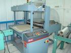 Used Used: Shanklin B2BB shrink wrapper bundler with Shanklin T-9 shrink tunnel. Has 40 in seal jaw, AB Micrologics 1000 plc upgrade. New in 2005. 3/60/460VCutting Knife: 40 IN L horizontal, Infeed: ...