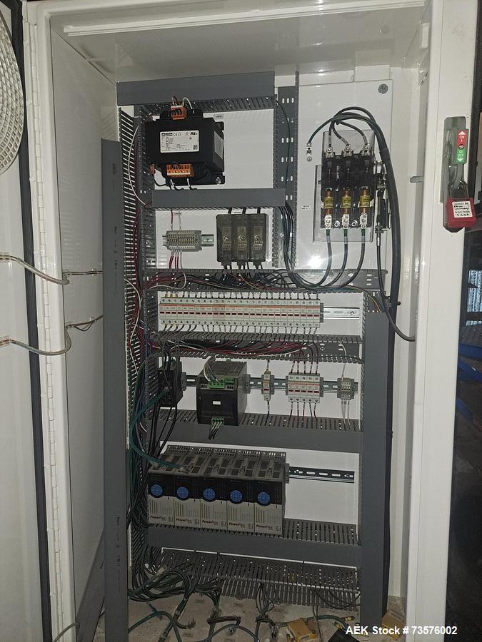 Industrial Pallet Wrapping System – Lantech QLA, Fully Automatic, Unused