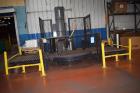 Used-Lantech Model Q1000 Automatic Stretch Wrapper