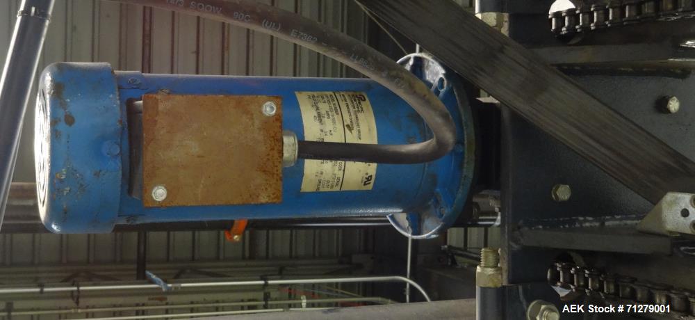 Used Wulftec Model WRT-200 International Semi-Automatic Rotary Arm Stretch Wrap