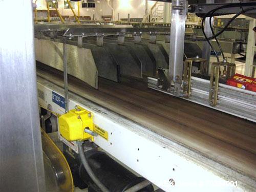 Used Kisters Kayat Model TSP 030 Automatic Tray Former, Packer and Shrink Overwrapper. Machine is capable of speeds of up to 30 trays per minute. Tray Former has print registered single roll technolo...