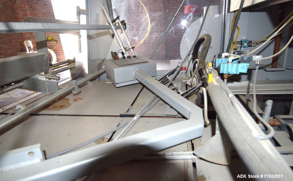 Used Bosch-Doboy Model 7510 Single Head Tray Former.