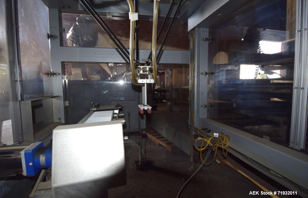 Used Bosch-Doboy Model 7510 Single Head Tray Former.