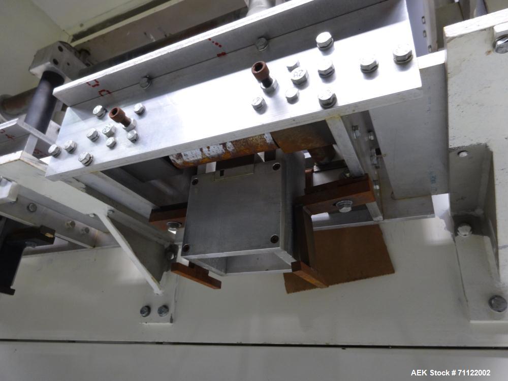 Used Delkor Model 742 Automatic Tray Former