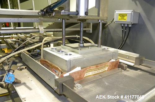 Used Econocorp Econoseal Automatic Tray Former, Model 7228, Carbon Steel. Capable of speeds up to 20 trays per minute. Has a tray size range: width 6" x 15", length 6" x 12", depth 1" to 5". Maximum ...