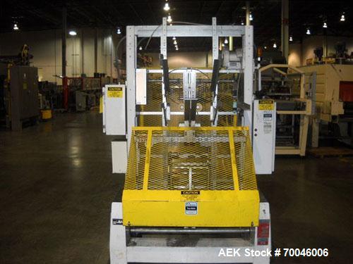 Used SWF IT4 Tray Former capable of 25 trays per minute. Has a Tray Size Range: length 7" - 34", width 8-1/8" - 22", depth 1" - 12" (with proper change parts). Knockdown Case Range: length 10-1/2" - ...