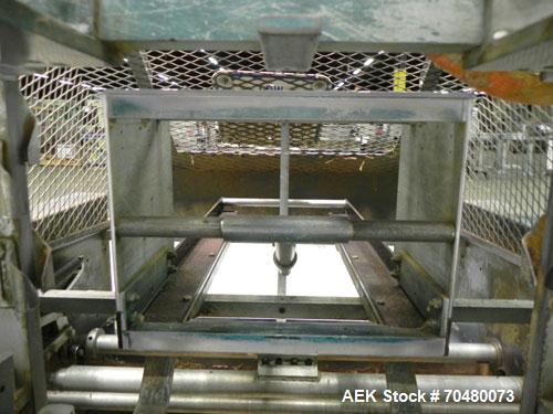 Used SWF Model GMA 1T4 Glue Tray Former