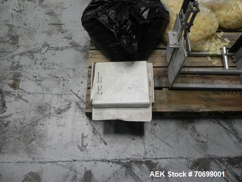 Used SWF Model 1T4 Glue Tray Former with Lidder. Glue tray former capable of speeds up to 35 trays per minute depending on case size. Has vacuum blank tray pick up. Has a tray size range: 7" to 34" l...