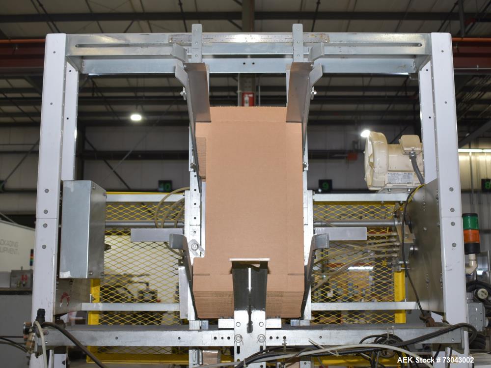SWF Model 1T6 Automatic Hot Melt Glue Tray Former
