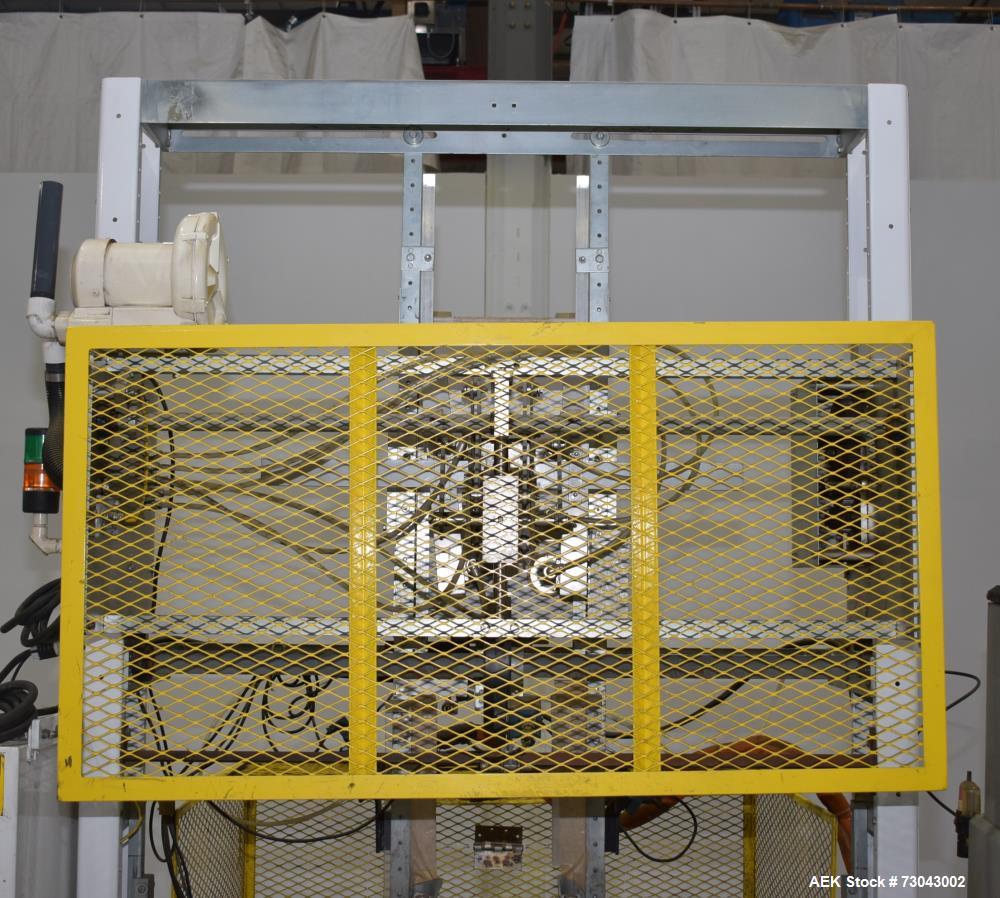 SWF Model 1T6 Automatic Hot Melt Glue Tray Former