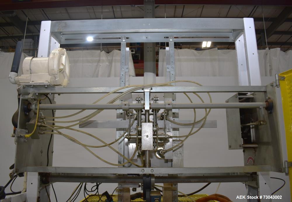 SWF Model 1T6 Automatic Hot Melt Glue Tray Former