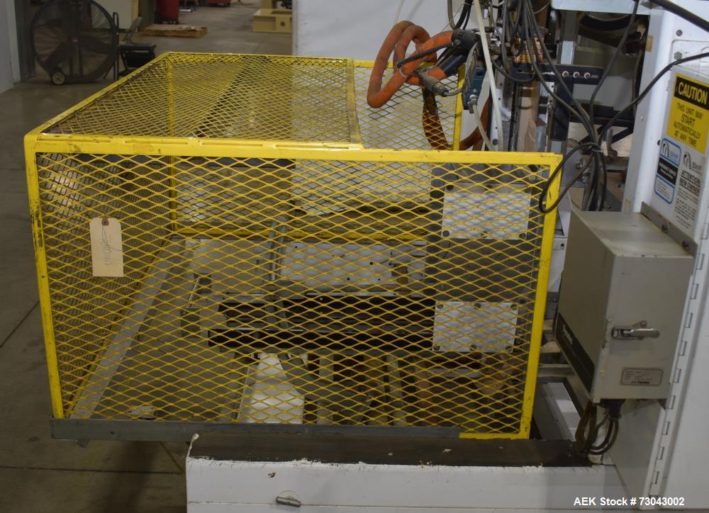SWF Model 1T6 Automatic Hot Melt Glue Tray Former